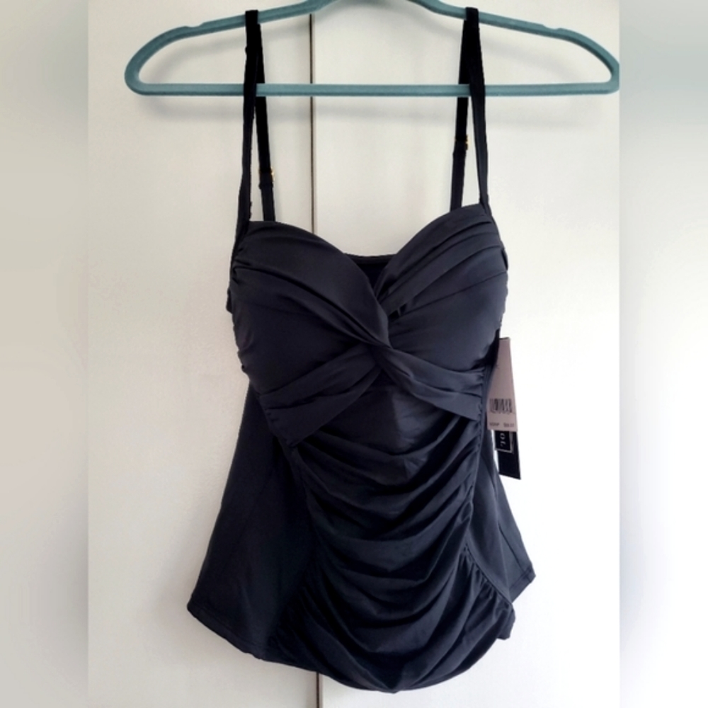 NWT  La Blanca Tankini Top